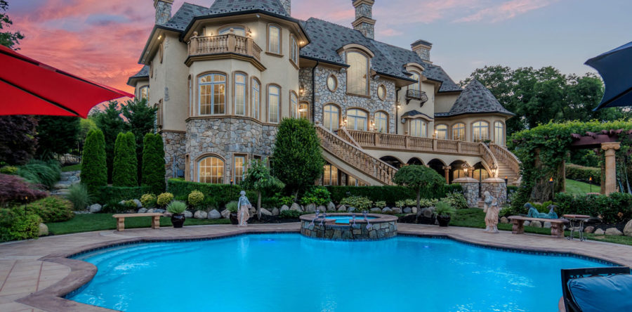 22 Tudor Rose Ter, Mahwah, NJ 07430